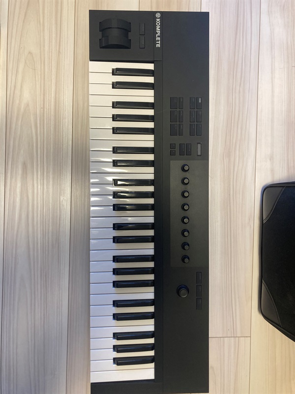 Native Instruments Komplete Kontrol A49の画像